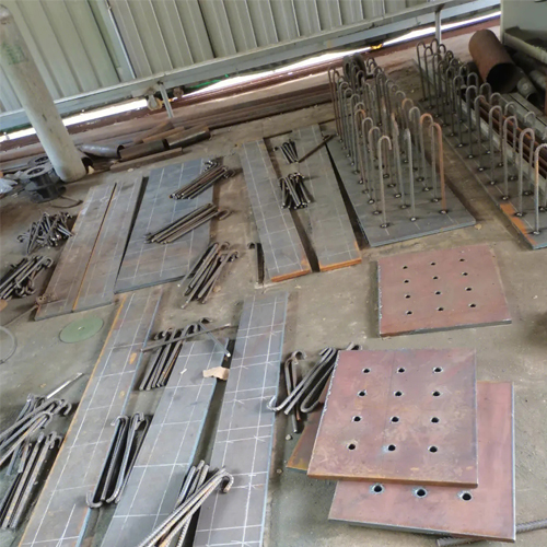 有哪些其他因素会影响宜春预埋件位置的确定？