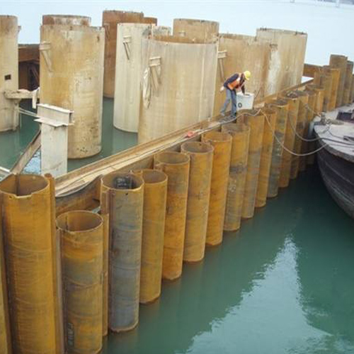 宜春钢护筒现场安装